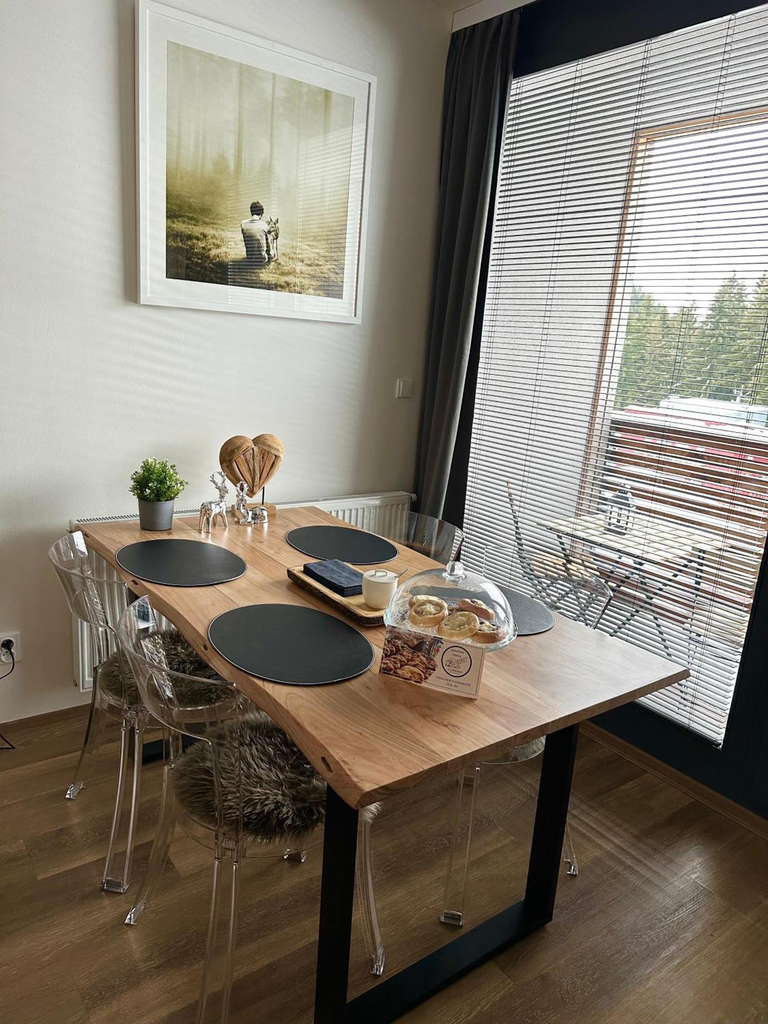 U Jelena Harrachov - Rodinny Apartman U Lesa S Garazi エクステリア 写真